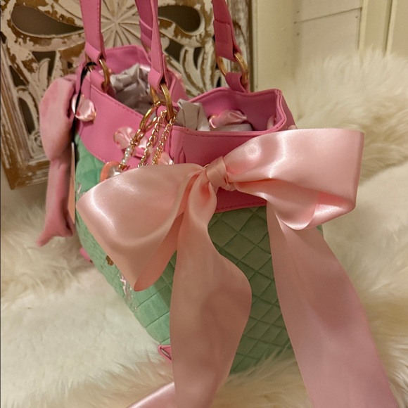 Exclusive Juicy Couture Fairytale Tote in Pink and green with Embellishments 🩷 - Picture 12 of 13